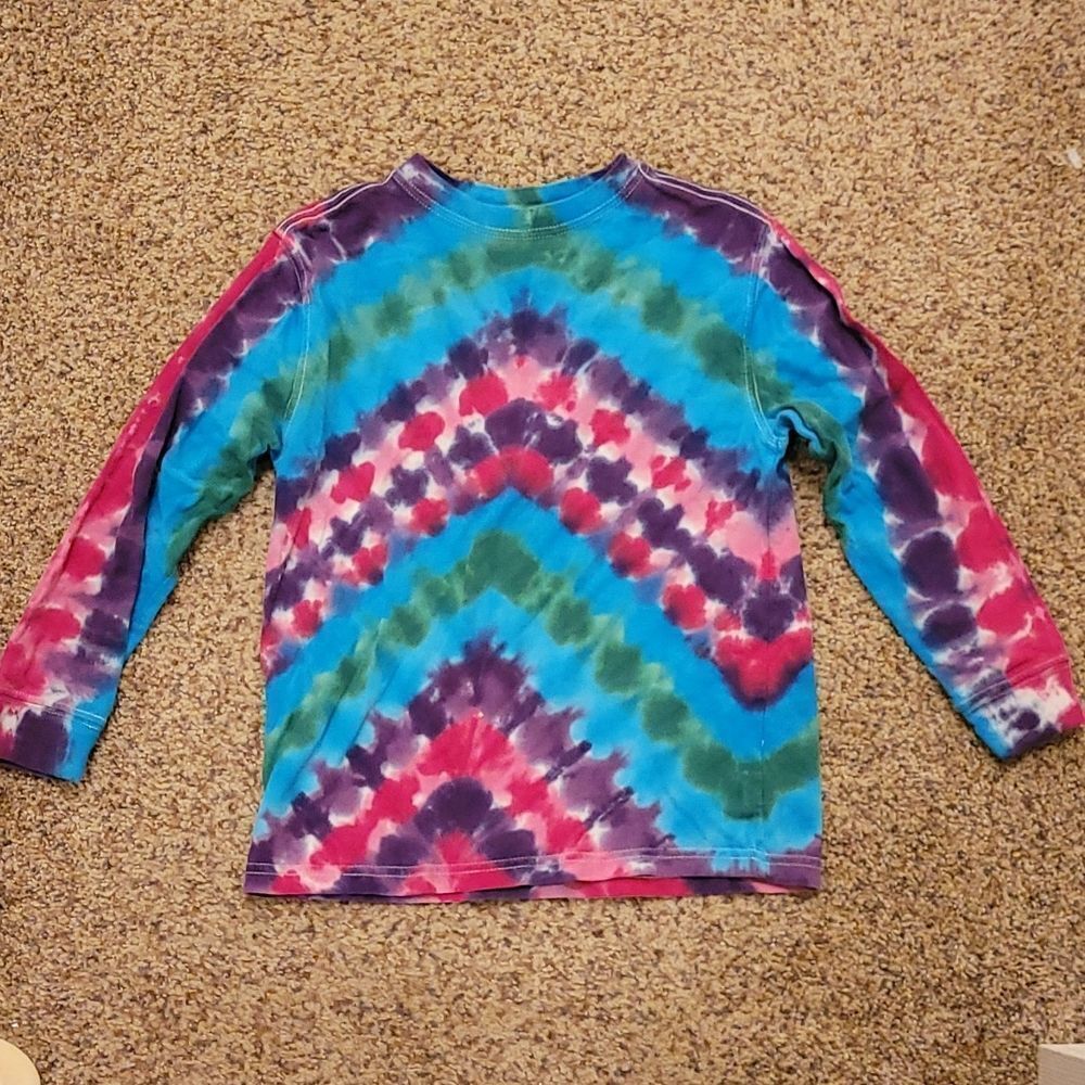 Faded Glory tie-dye long sleeve shirt small 6/7
